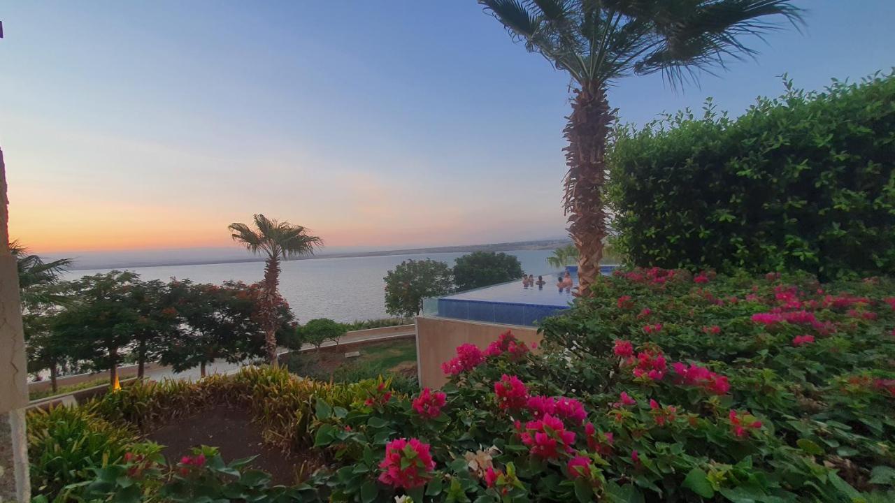 Comfy Stays Sea View Apartments At Deadsea Samarah Resort Sweimeh エクステリア 写真